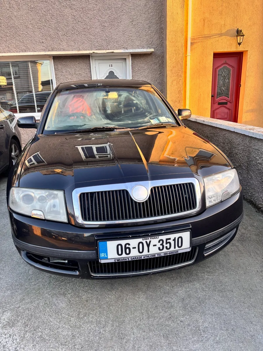 Skoda Superb 2006 - Image 1