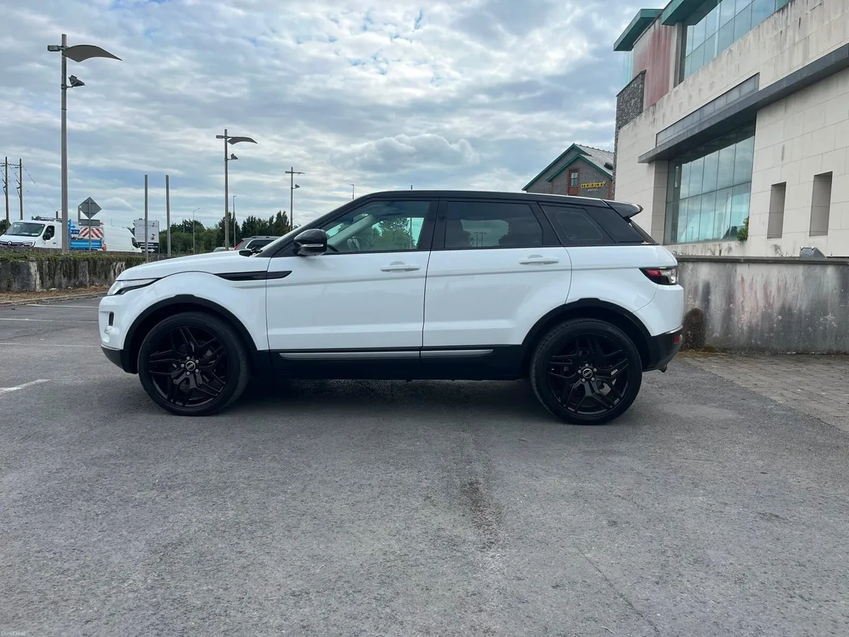 2011 RANGE ROVER EVOQUE - Image 2