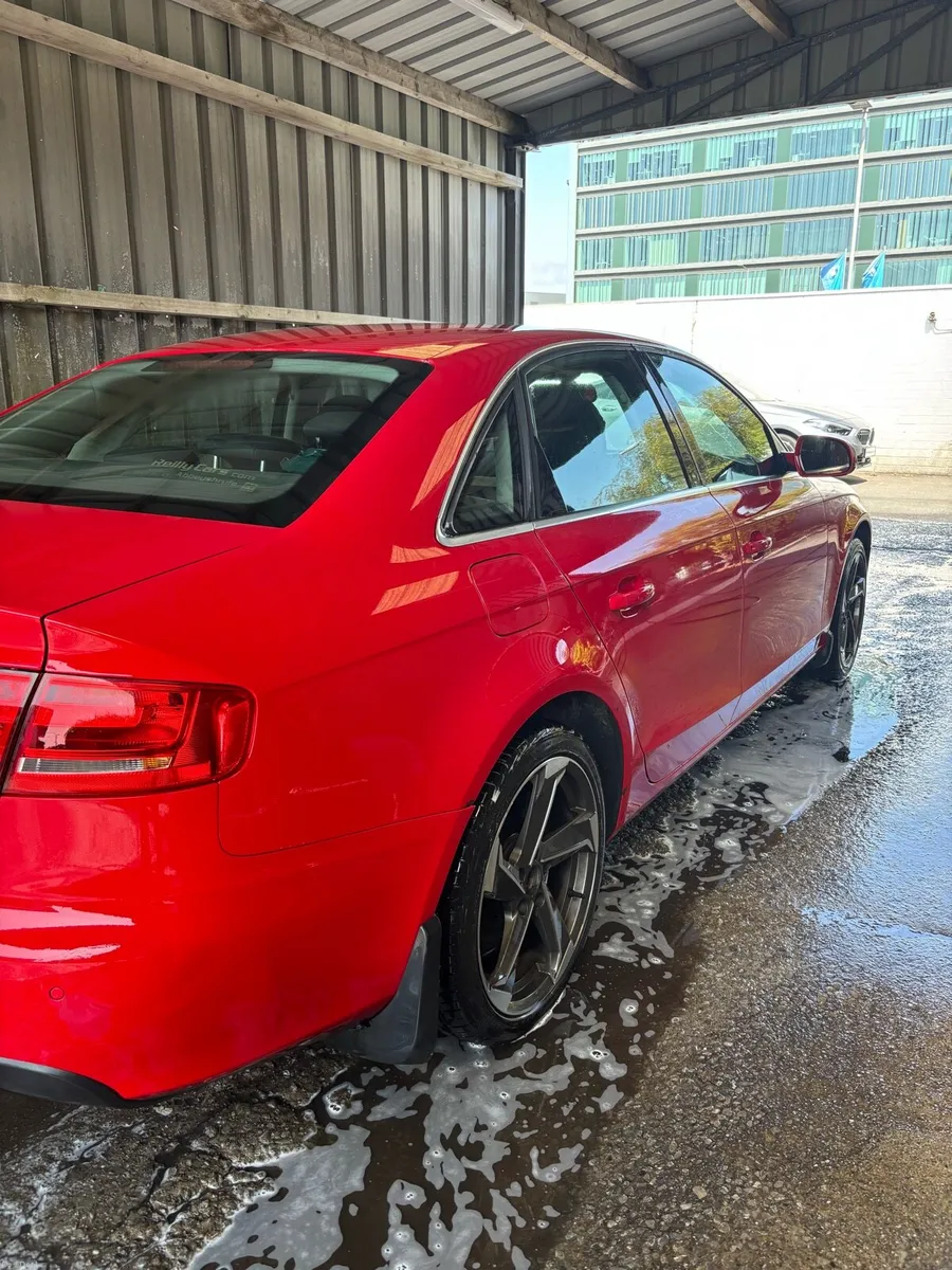 Audi A4 B8 (2010) - Image 5