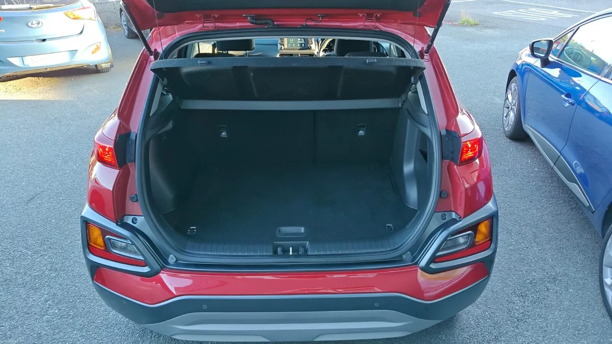 Hyundai KONA 182 Diesel Executive New Nct + Tax - Image 6