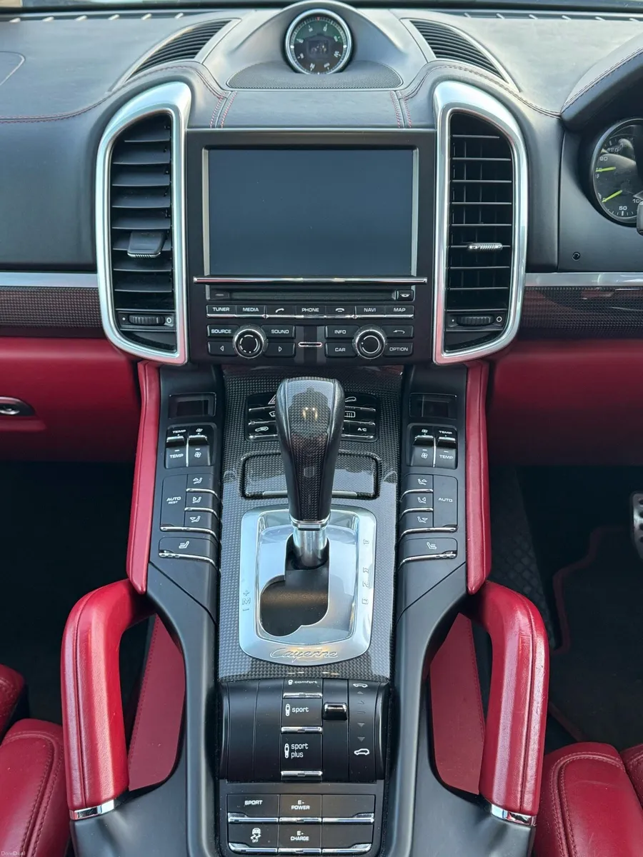 2014 Porsche Cayenne - Image 6