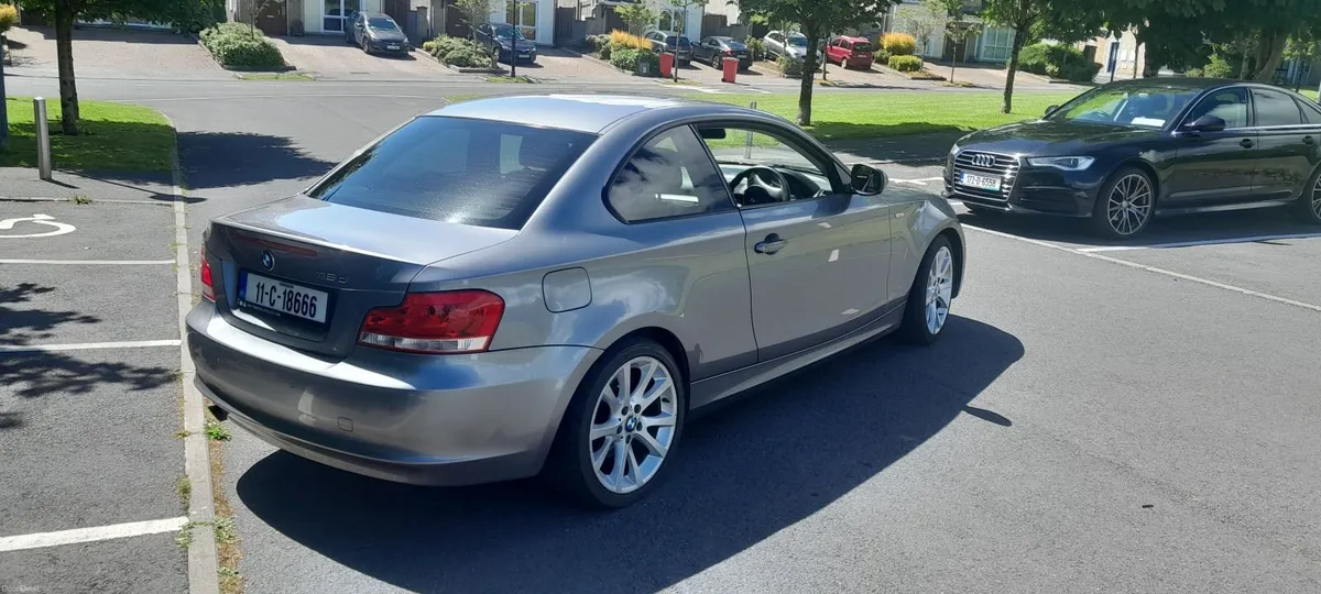 BMW 1-Series 2011 - Image 3