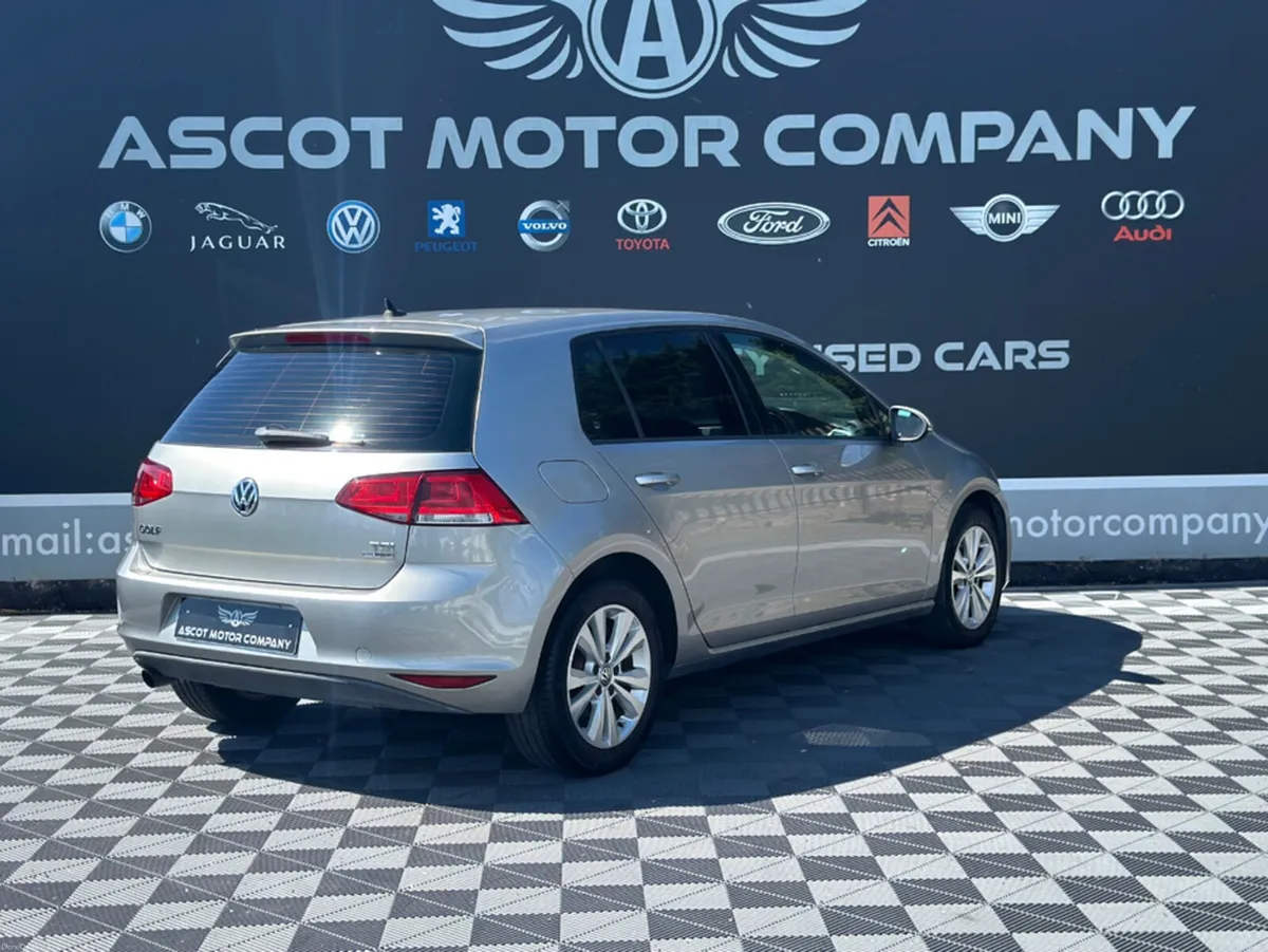Volkswagen Golf 1.2 Petrol Hybrid - Image 6