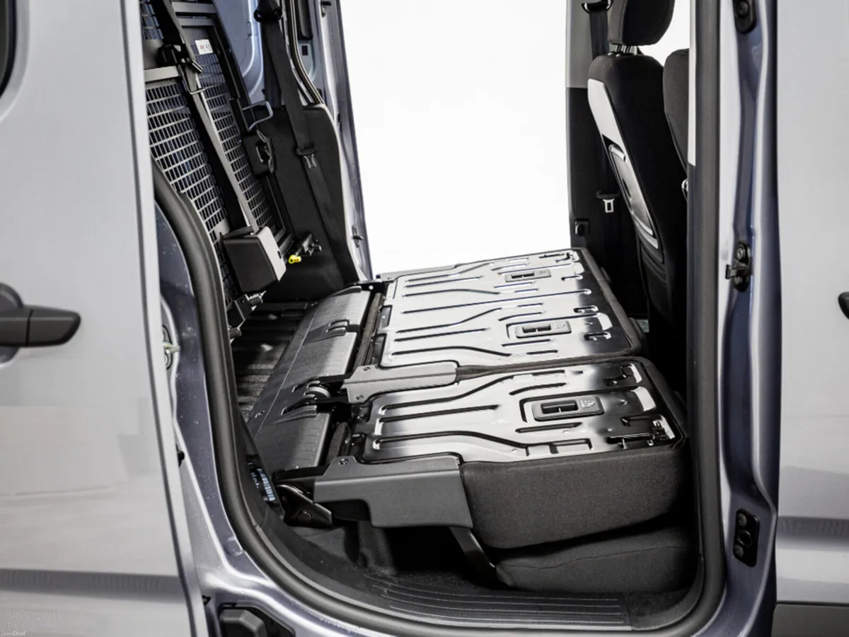 Citroen Berlingo LX Plus Crew Cab 1.5 Diesel 100HP - Image 6