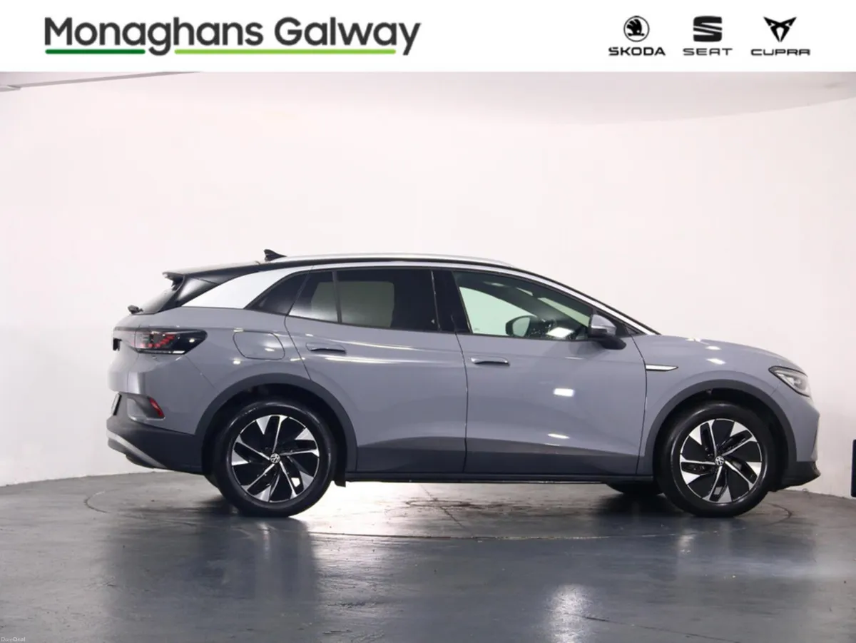 Volkswagen ID.4 LIFE 77KWH *UPGRADED WHEELS* - Image 2