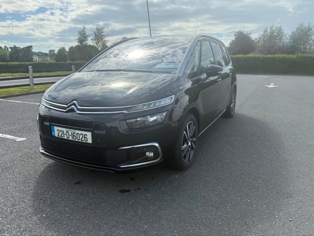 Citroen C4 SPACETOURER FLAIR BLUEHDI 130 SS 4DR - Image 1