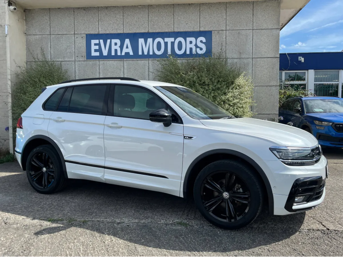 Volkswagen Tiguan R-LINE 4MOTION AUTOMATIC 2.0 DIE - Image 3