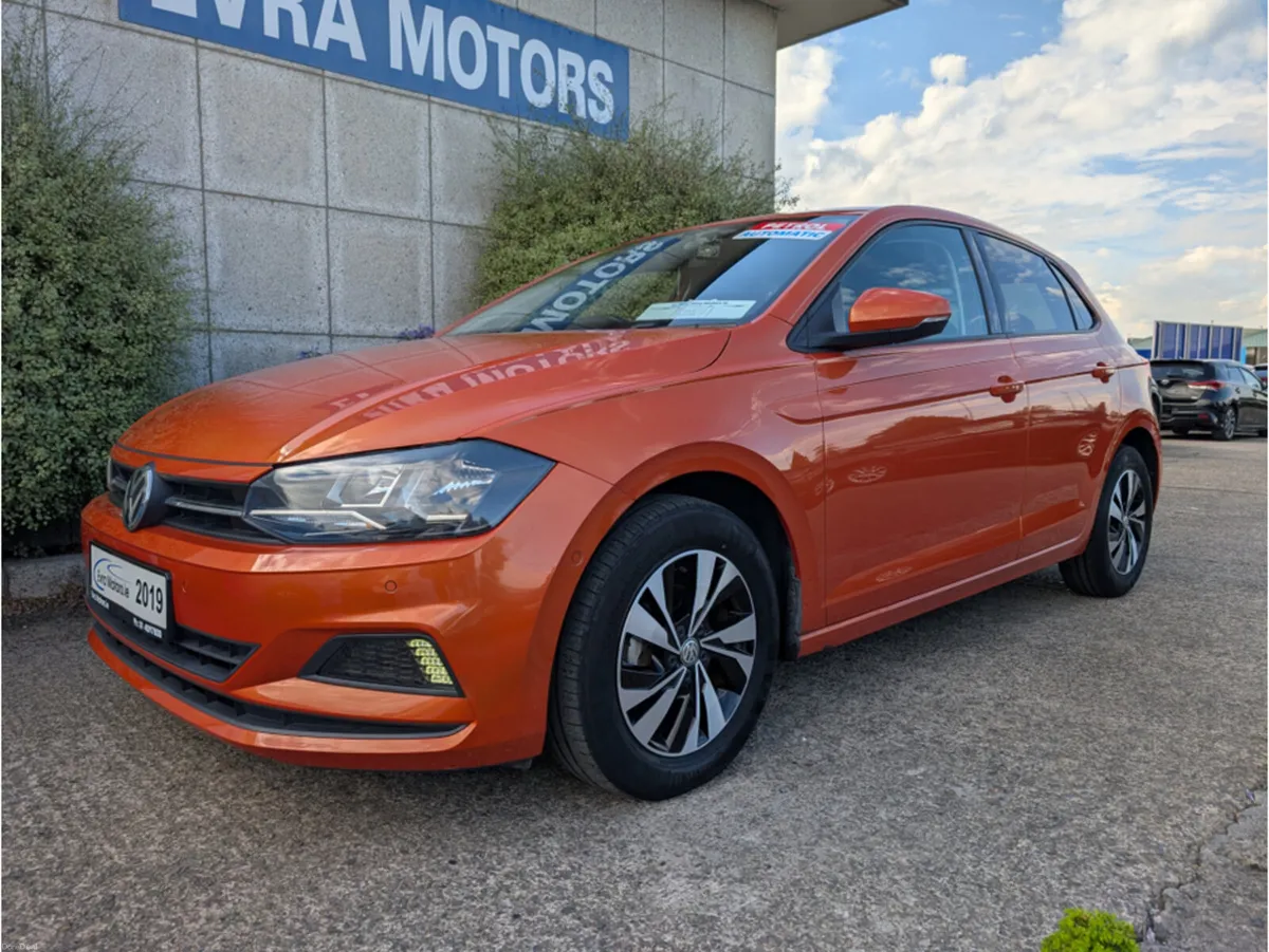 Volkswagen Polo COMFORTLINE AUTOMATIC 1.0 PETROL / - Image 4