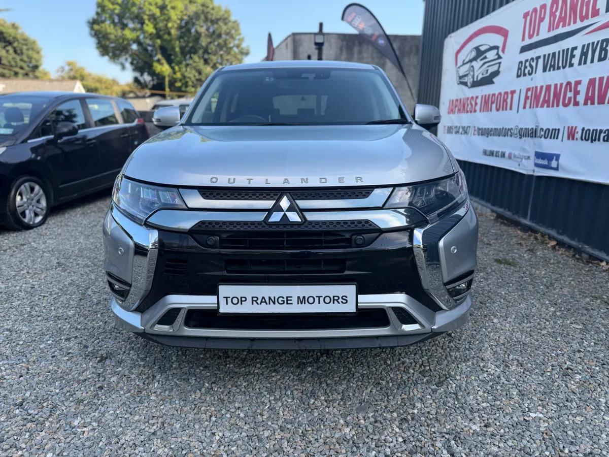 Mitsubishi Outland 2018 - Image 2