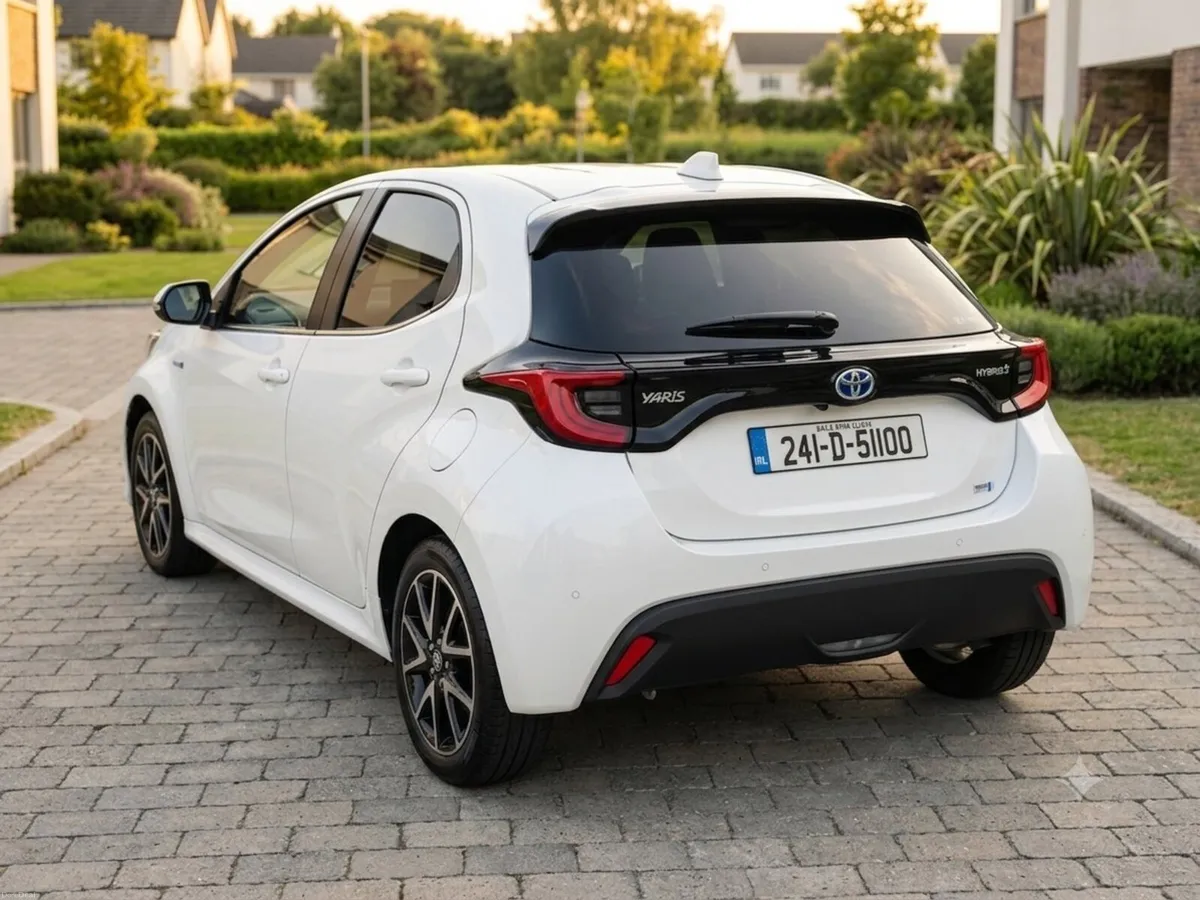 TOYOTA YARIS HYBRID 2024 Z Package - Image 2