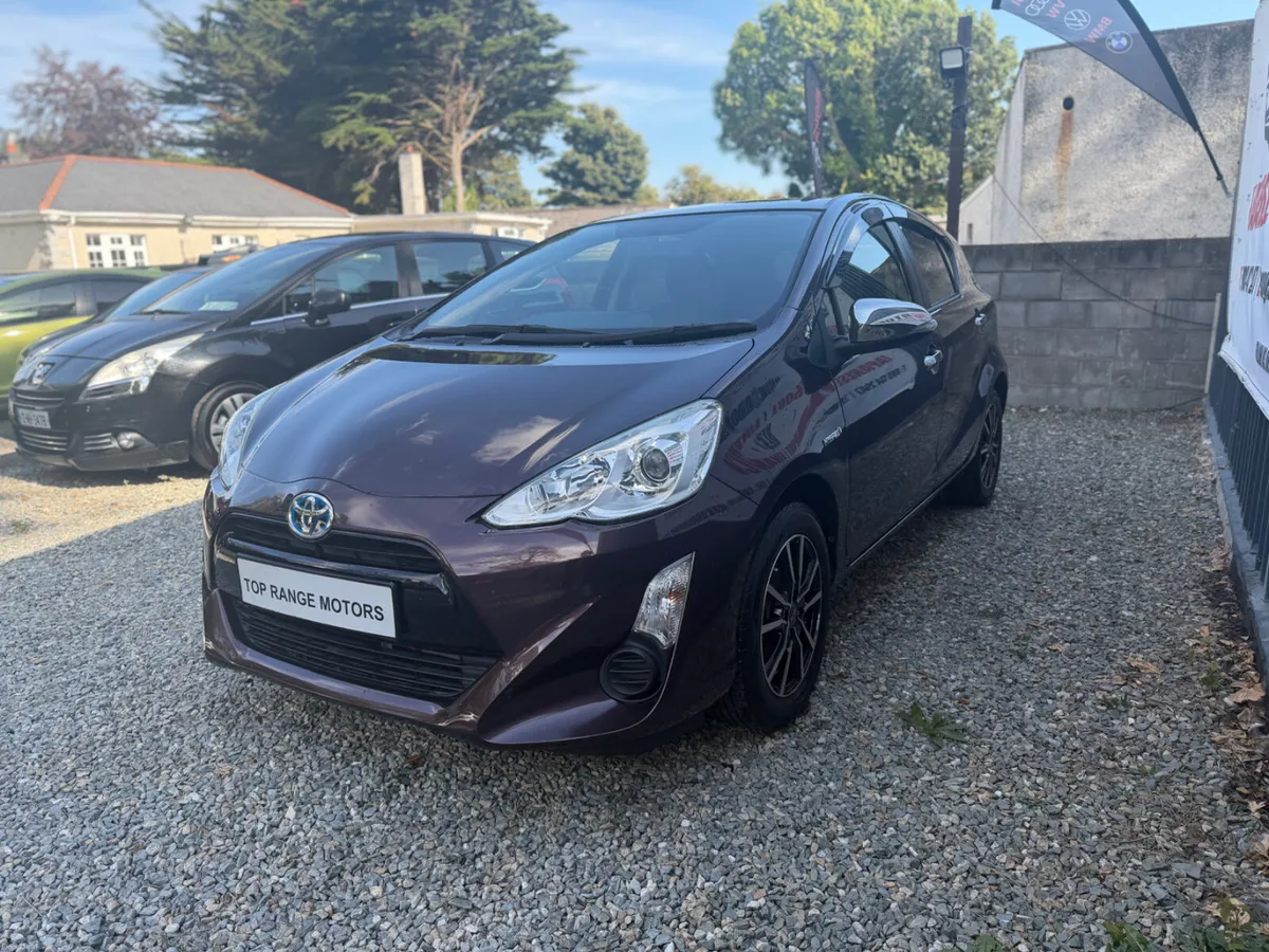 Toyota Aqua 2015 - Image 3