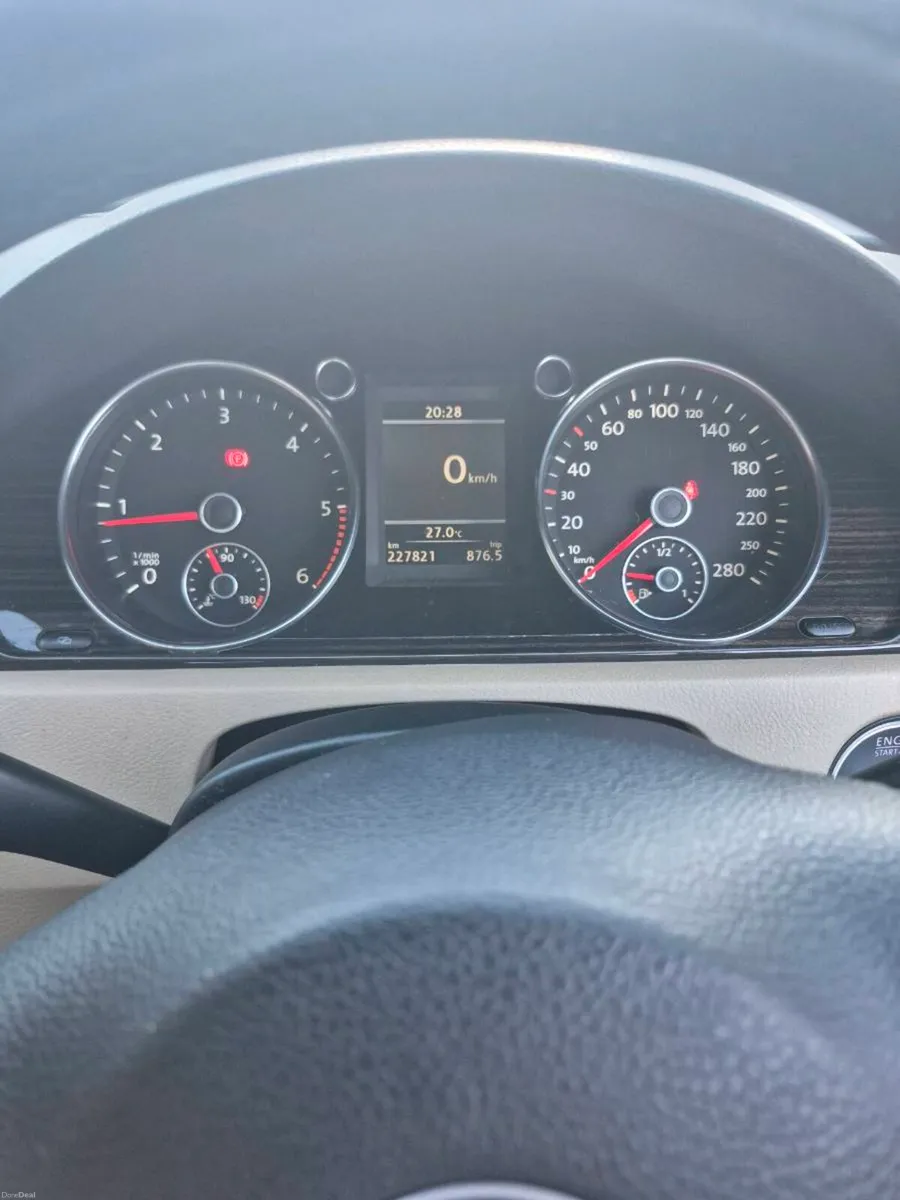 Volkswagen CC 2012 - Image 5