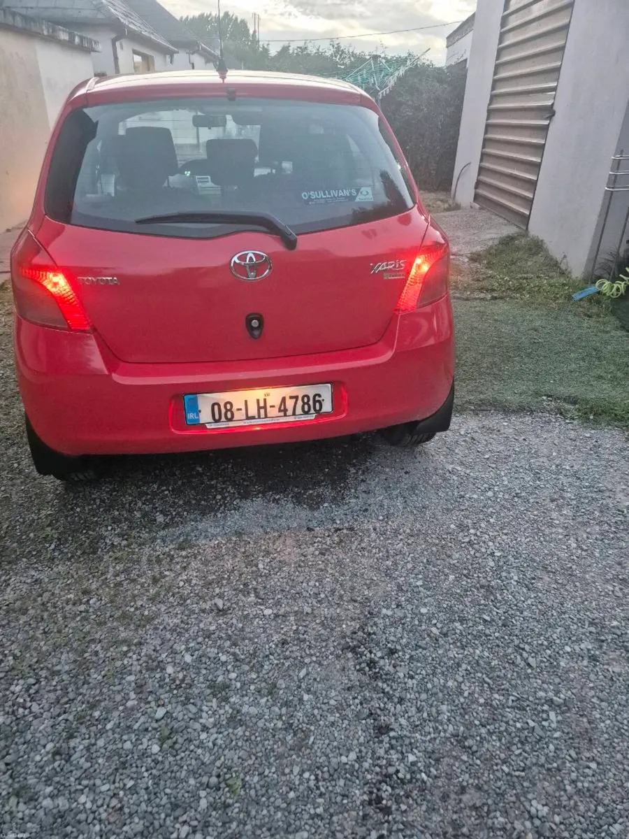 Toyota yaris - Image 4