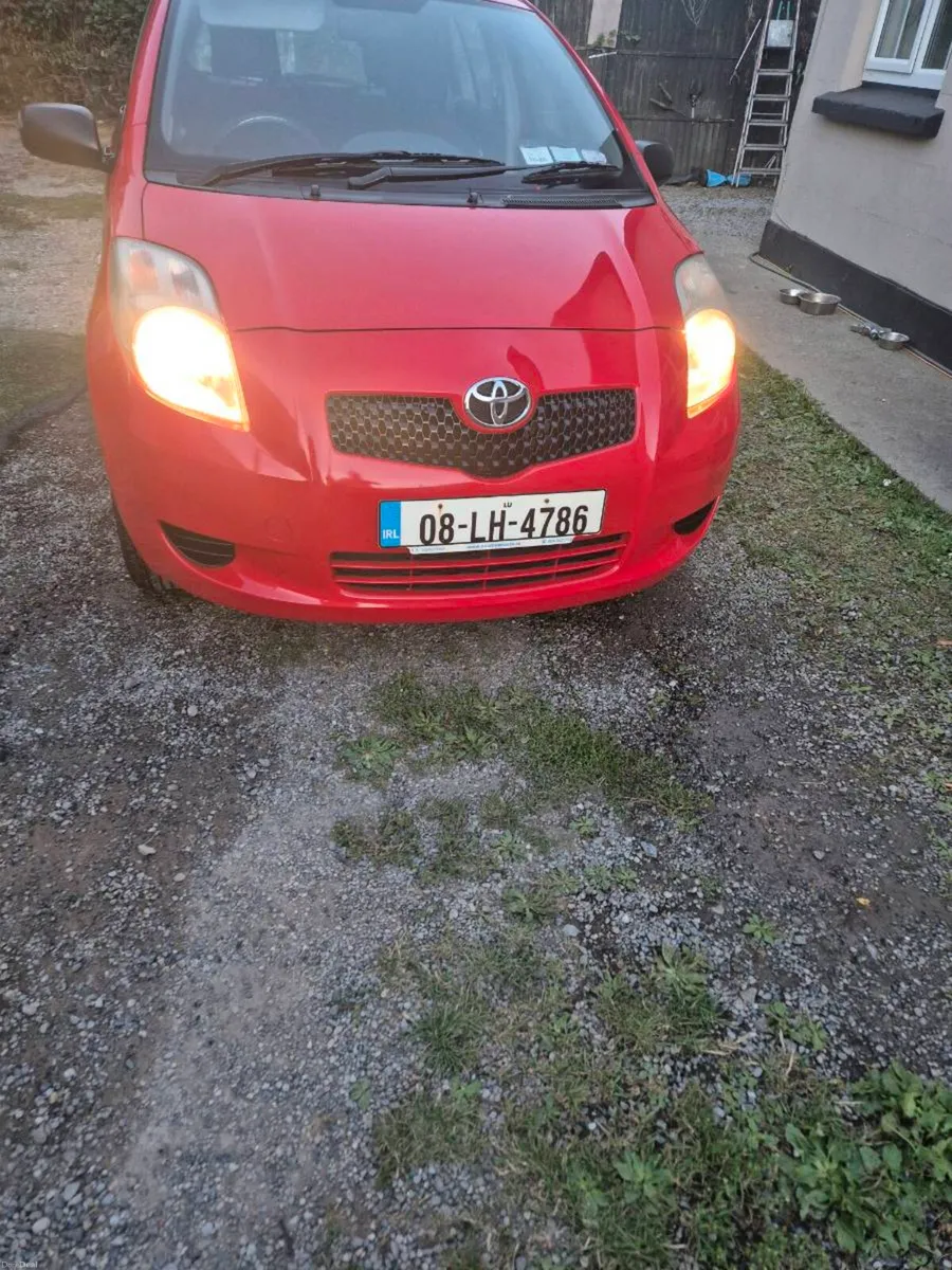 Toyota yaris - Image 3