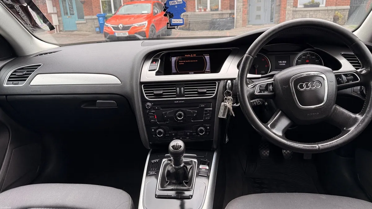 Audi A4 2010 TDI - Image 5