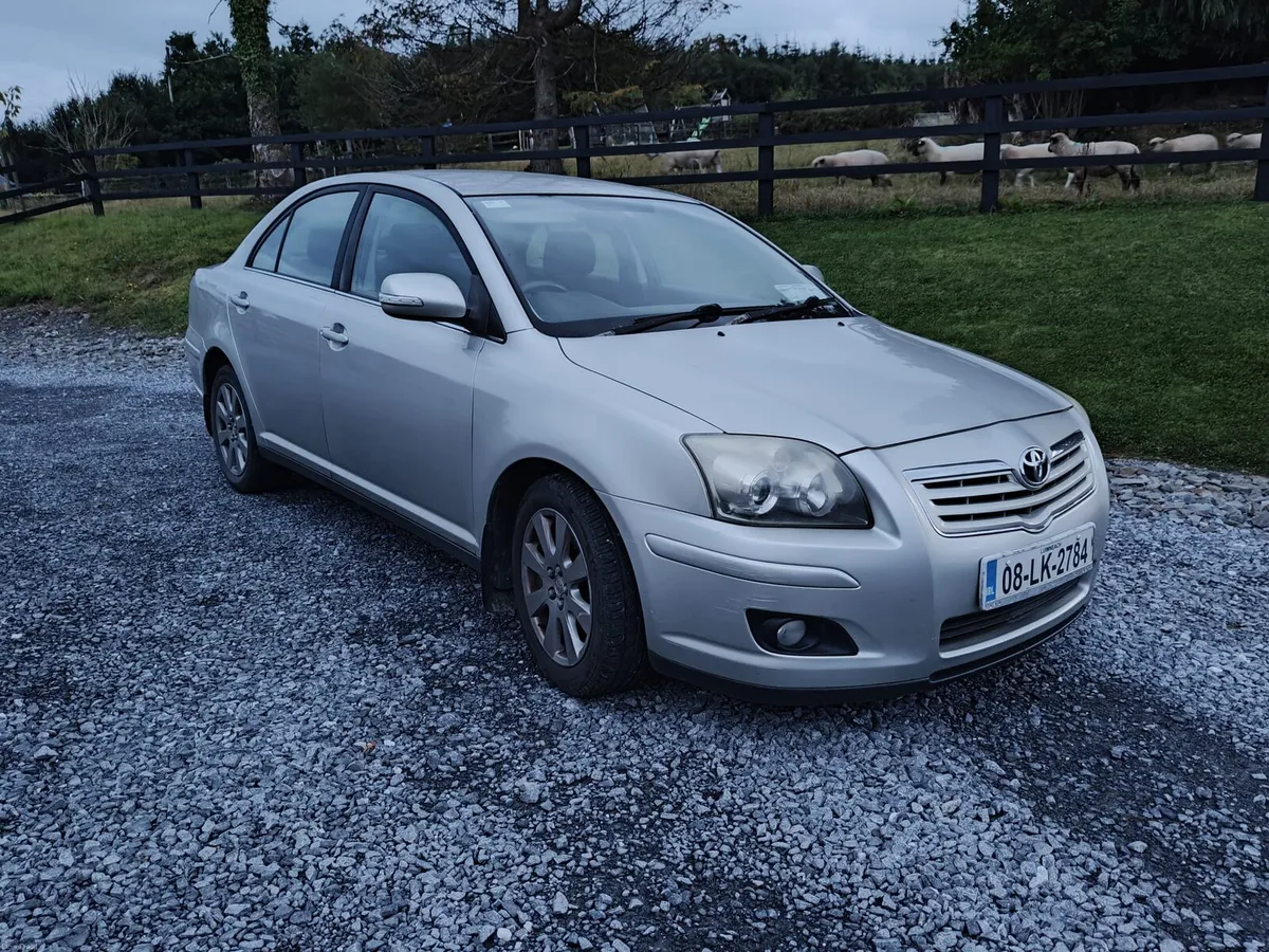 Toyota Avensis - Image 1