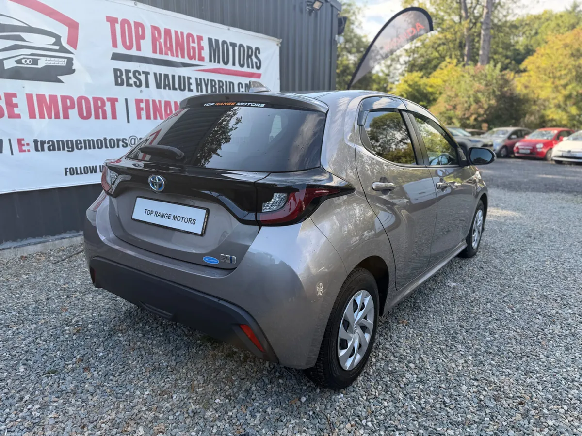 Toyota Yaris 2021 - Image 6