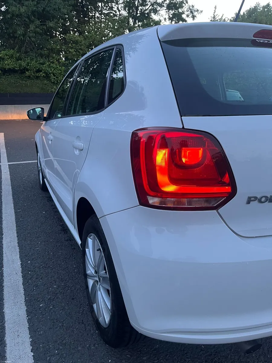 Volkswagen Polo 2012 1.2 TSI AUTO - Image 3