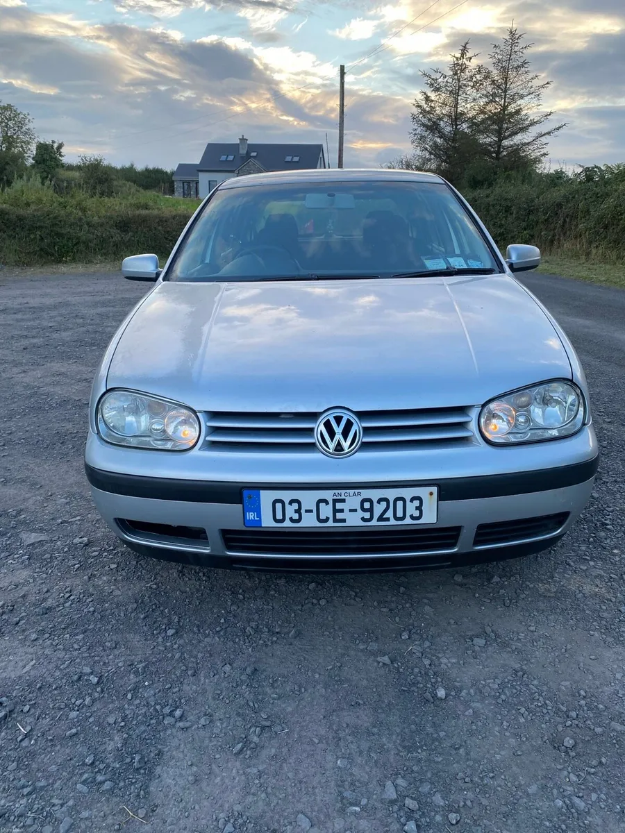 2003 Volkswagen Golf - Image 1