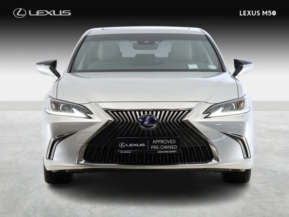 Lexus ES Dynamic - Image 4