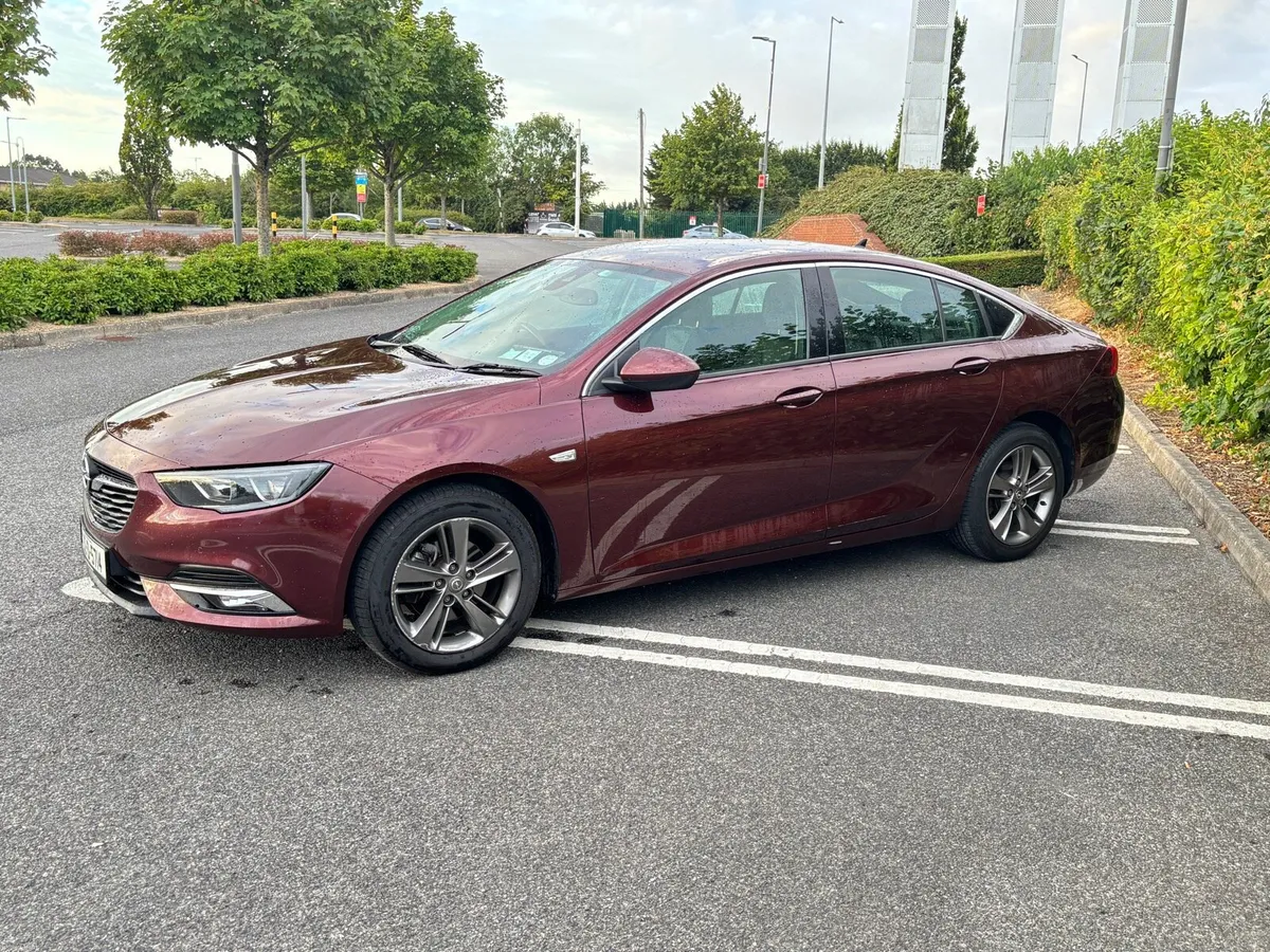 20192 Opel Insignia - Image 1