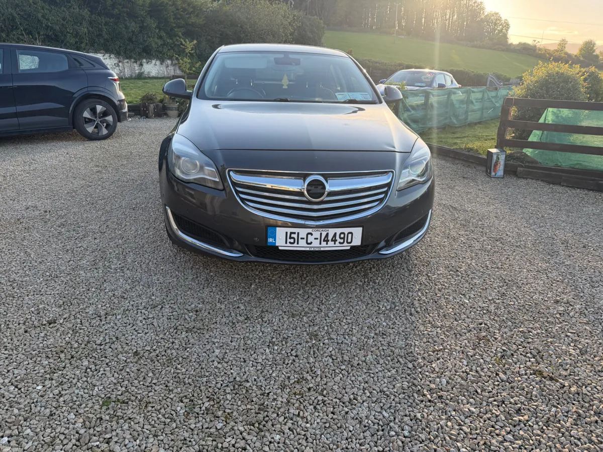 Vauxhall Insignia 2.0’D Hatch Back 2015 - Image 2
