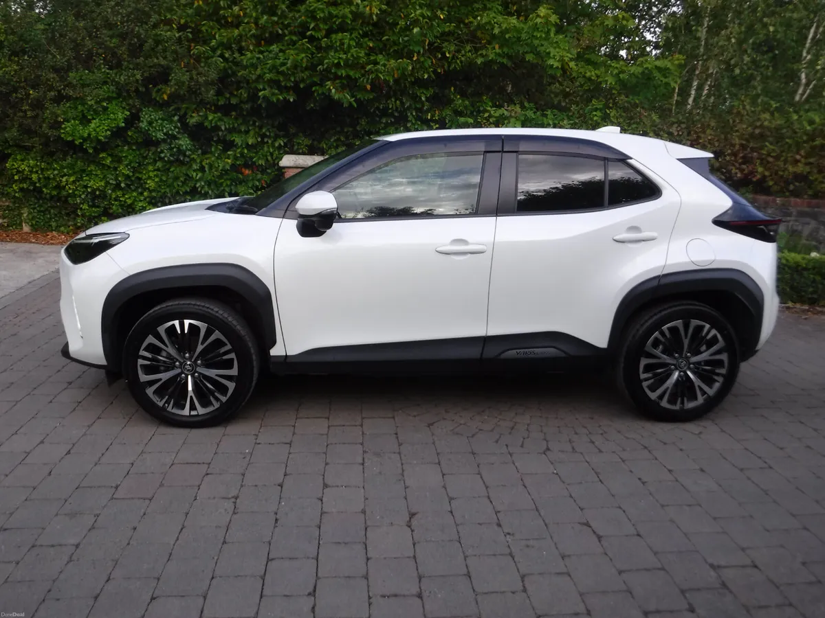 TOYOTA YARIS CROSS 1.5 AUTO ANDROID+CARPLAY - Image 5