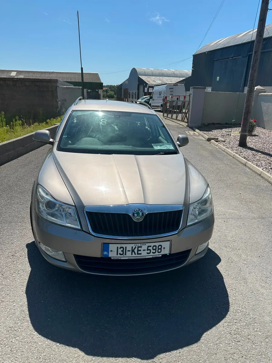 Skoda Octavia 2013 - Image 2