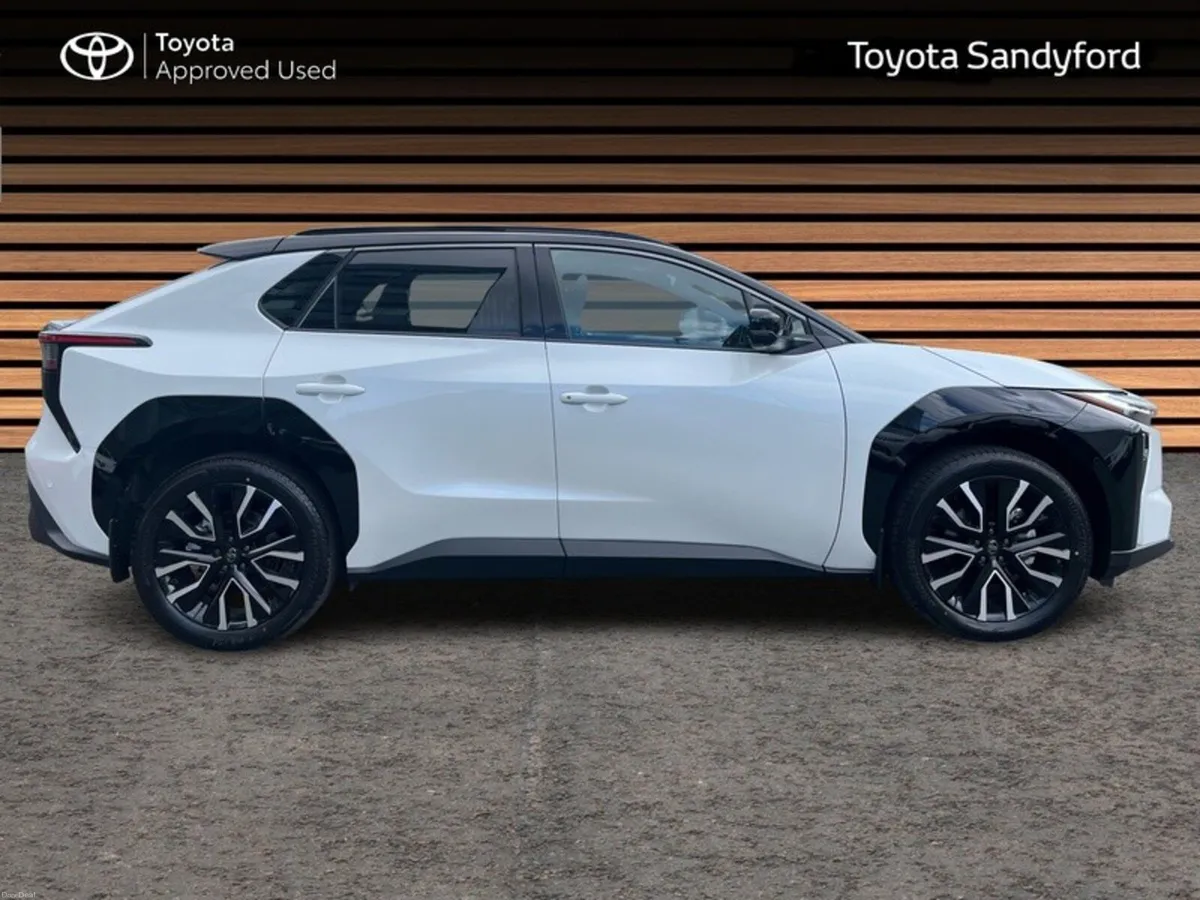 Toyota bZ4X BZ PREMIER BITONE 4DR AUTO - Image 3