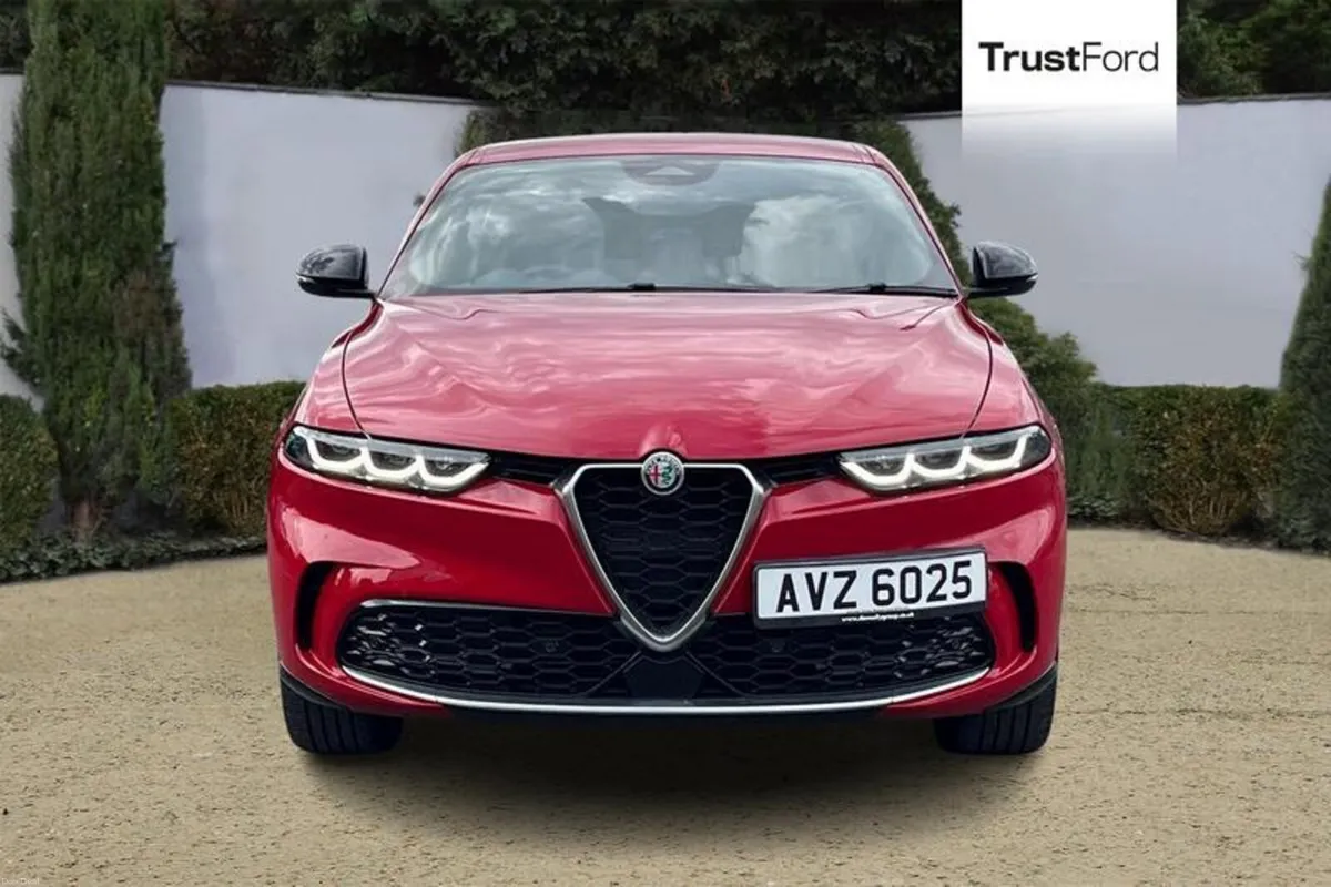 Alfa Romeo Tonale 1.5 VGT MHEV Ti SUV 5dr Petrol H - Image 6