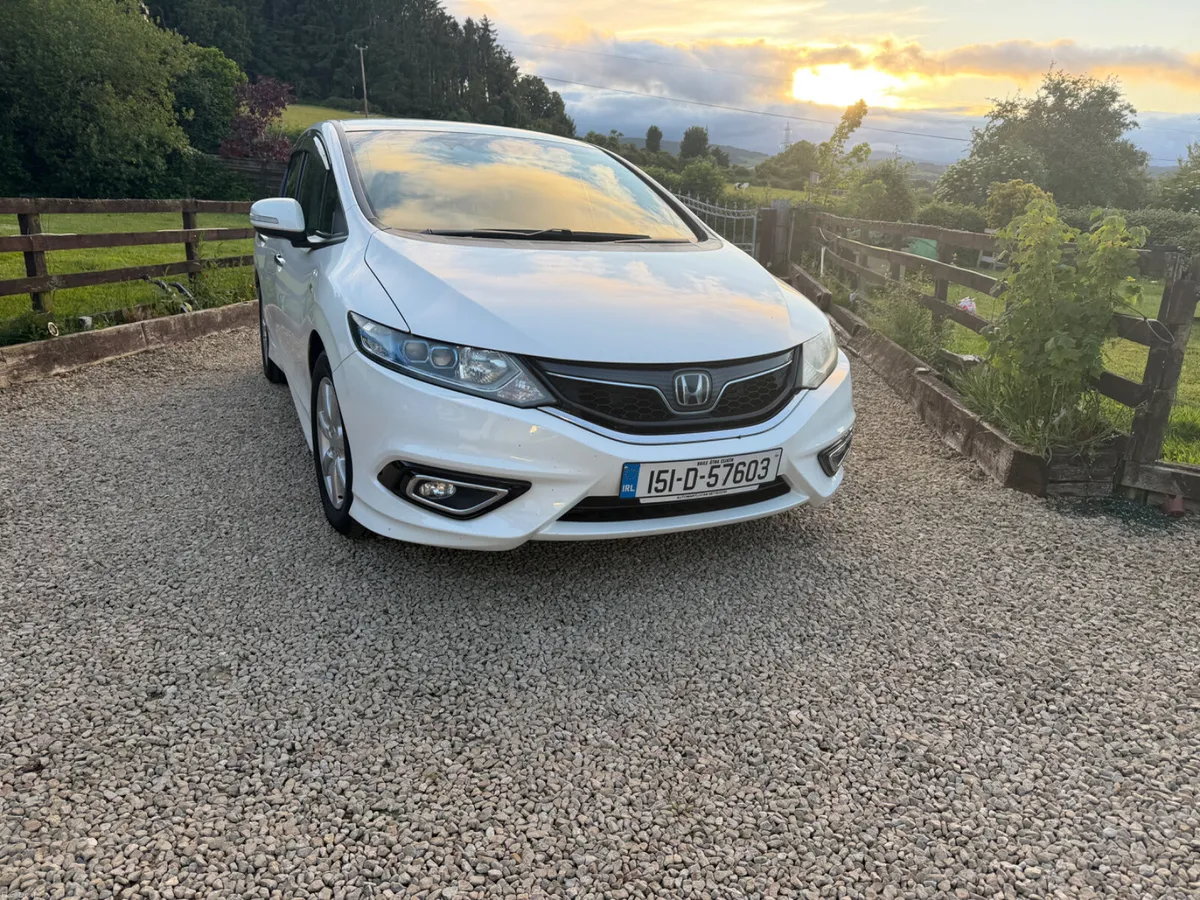 Honda Jade 1.5 Petrol Hybrid 2015 - Image 2