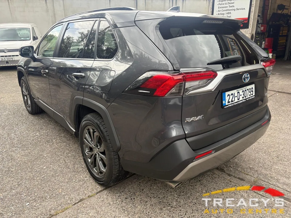Toyota RAV4 2022 HYBRID SOL 4DR AUTO - Image 6