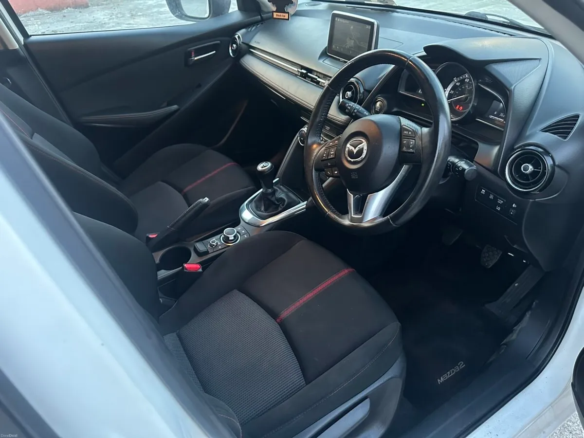Mazda2 - Image 4
