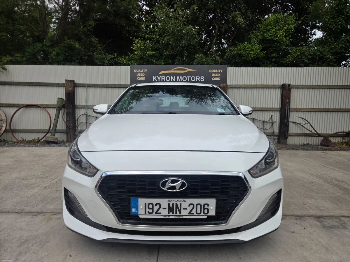 191 Hyundai i30 Deluxe 1.6 Diesel | 107,000 KM NCT - Image 2