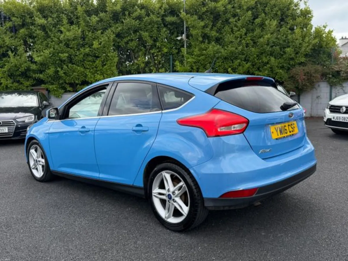 Ford Focus ZETEC TDCI - Image 5