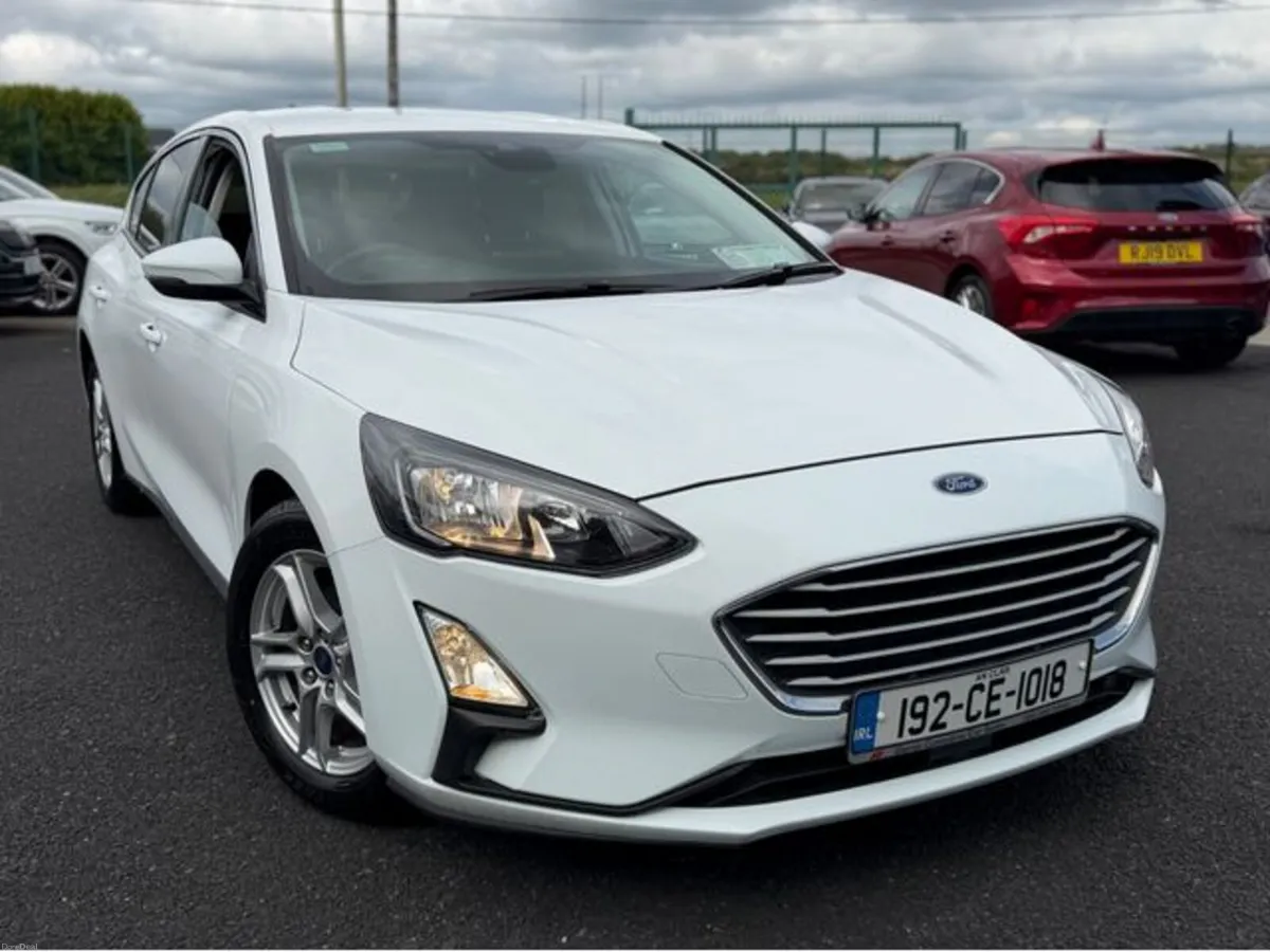 Ford Focus Zetec 120PS 5DR - Image 4