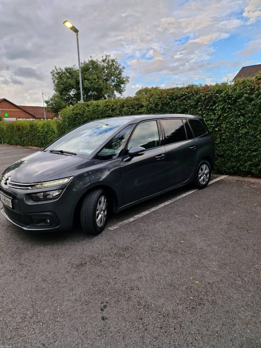 Citroen Grand C4 Picasso 2017 ,7 seater. - Image 2