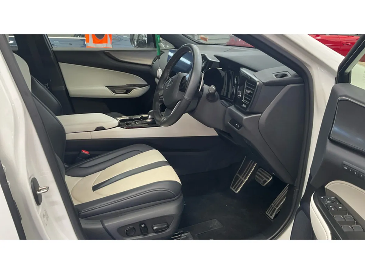Lexus NX 2.5 F-SPORT (PREMIUM PLUS PACK) PHEV 4WD - Image 5