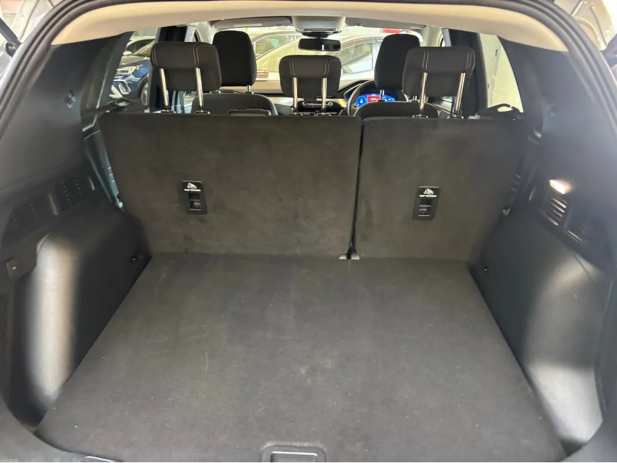 Ford Kuga TITANIUM 2.5 PHEV 225 S6.2 only 96000 km - Image 3