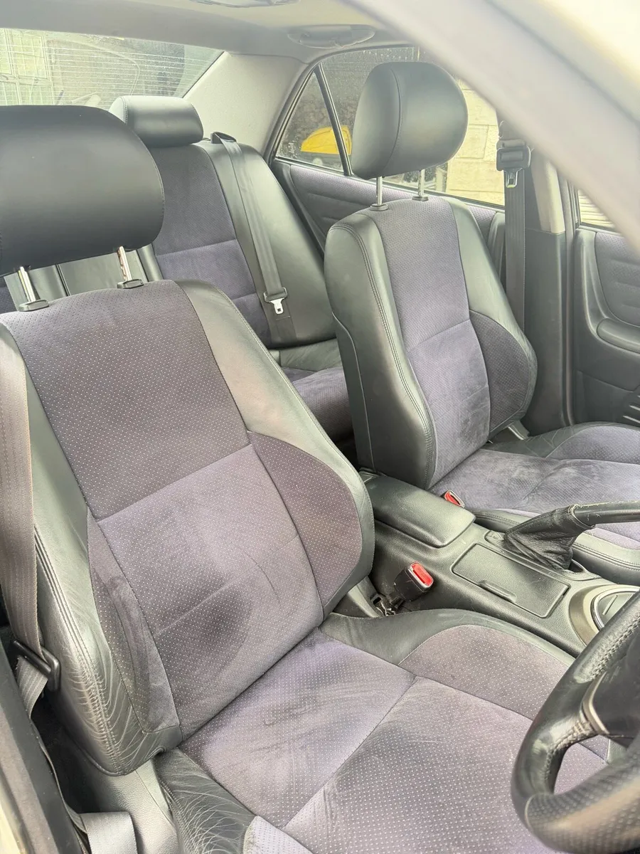 50k mile Lexus IS200 - Image 6