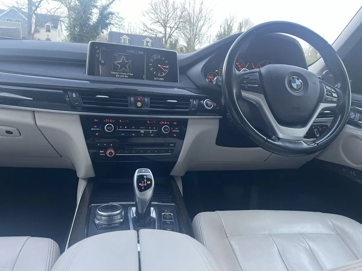 2017-2 BMW X5 2L X-Drive 25D 7-seat SE - Image 6
