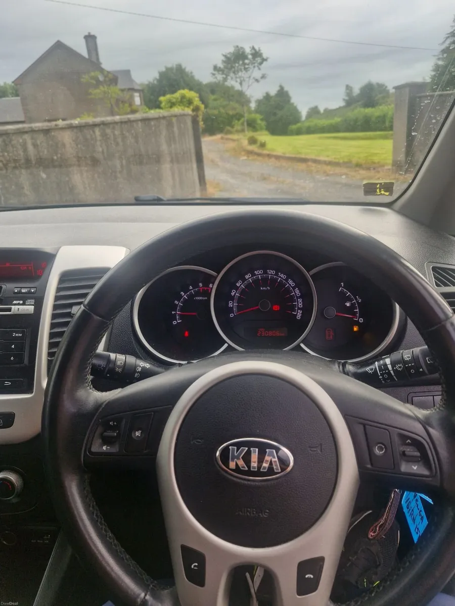 Kia Venga 2016 - Image 4