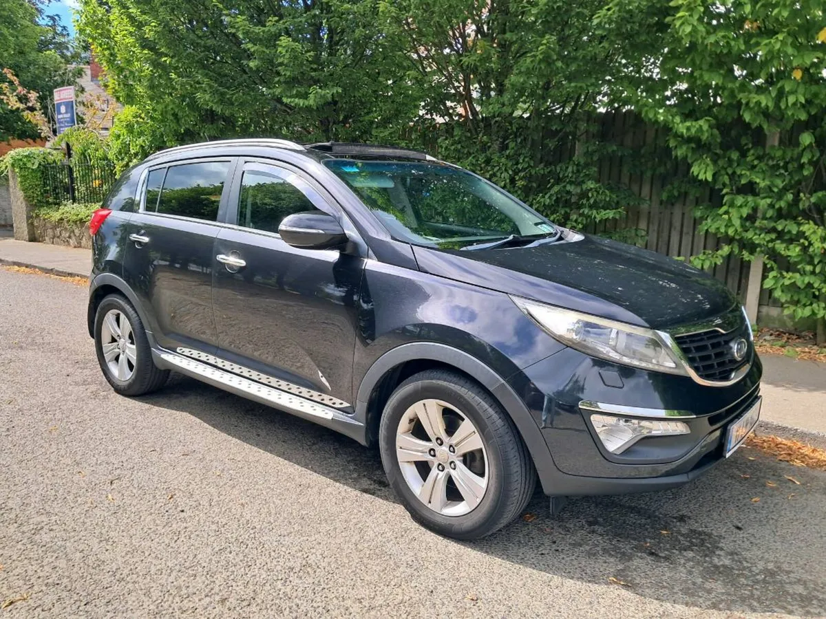 11 Kia Sportage New NCT High Spec Service History - Image 1