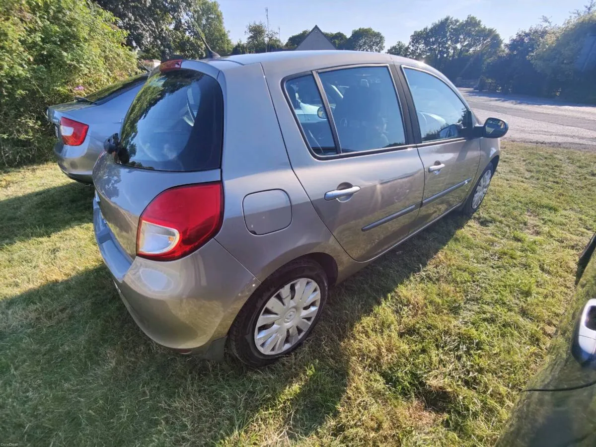 Renault clio - Image 4