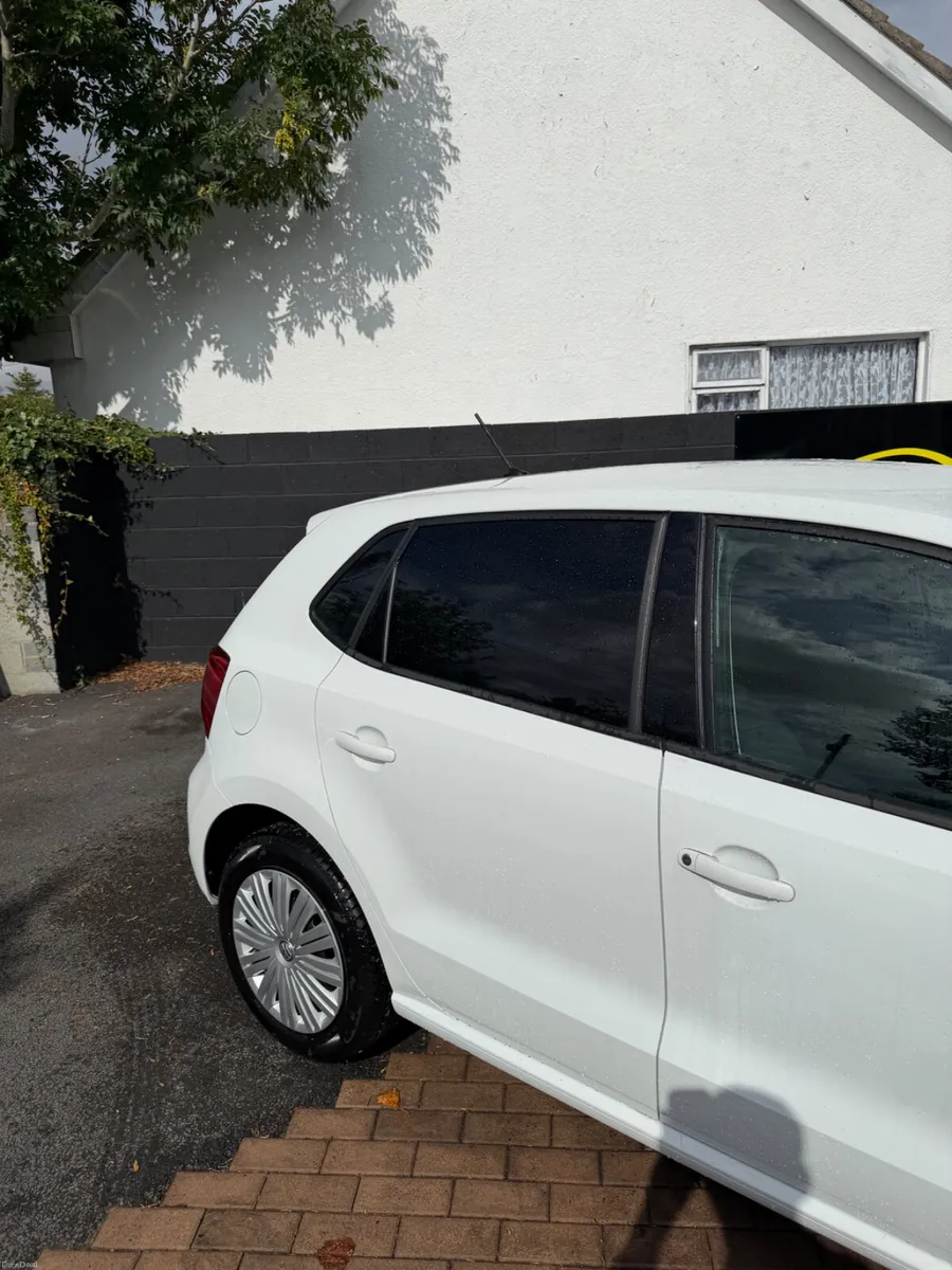 2015 Volkswagen polo tsi auto 47000km - Image 4