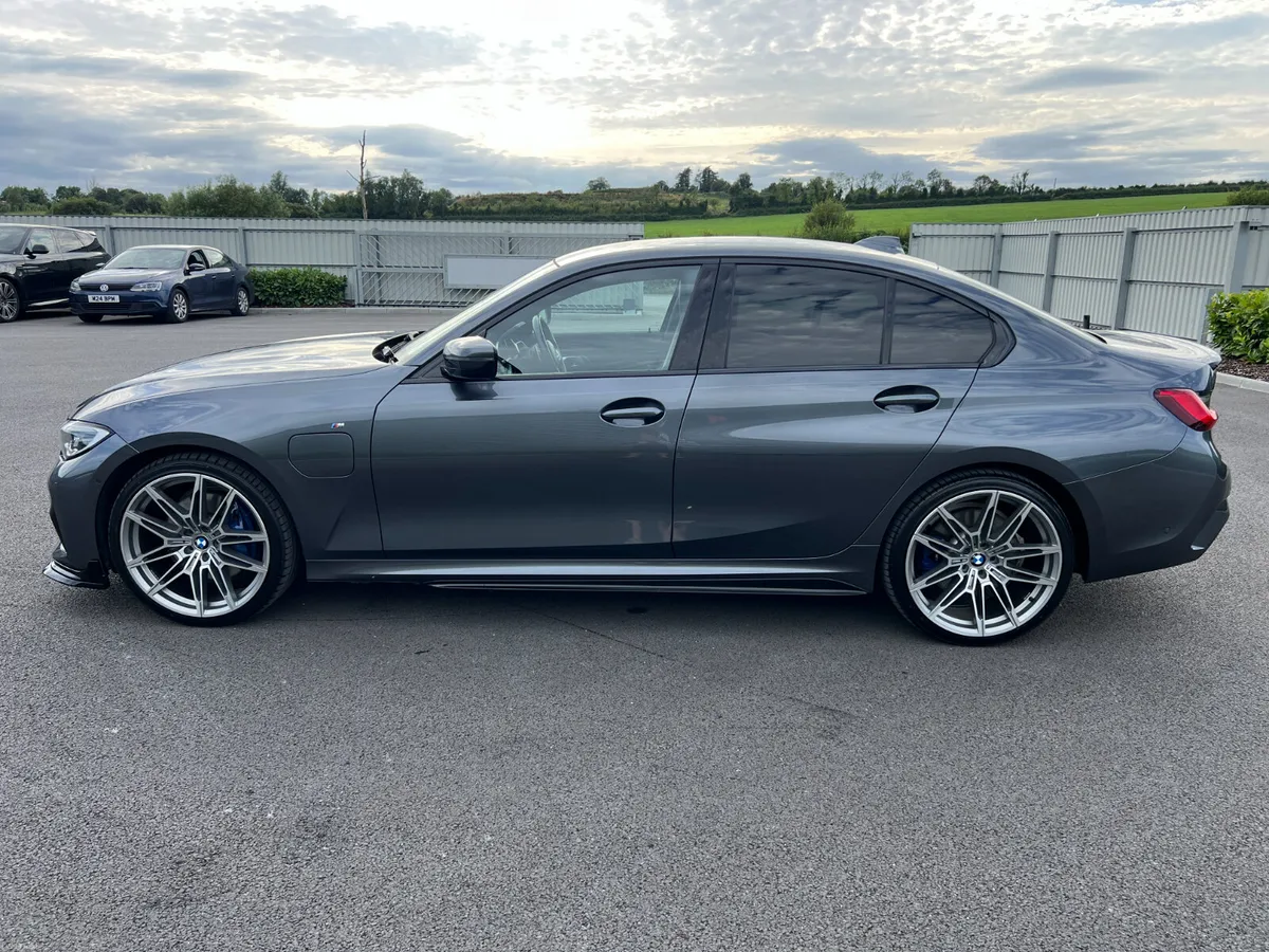 2020 BMW 330E M Sport 2.0 Auto PHEV - Image 6