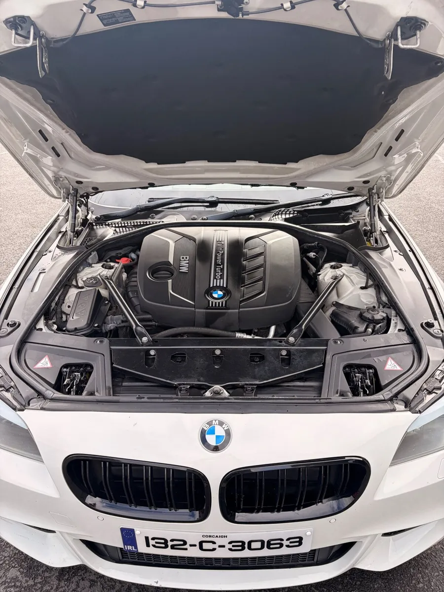 BMW 5-Series 2013 - Image 4