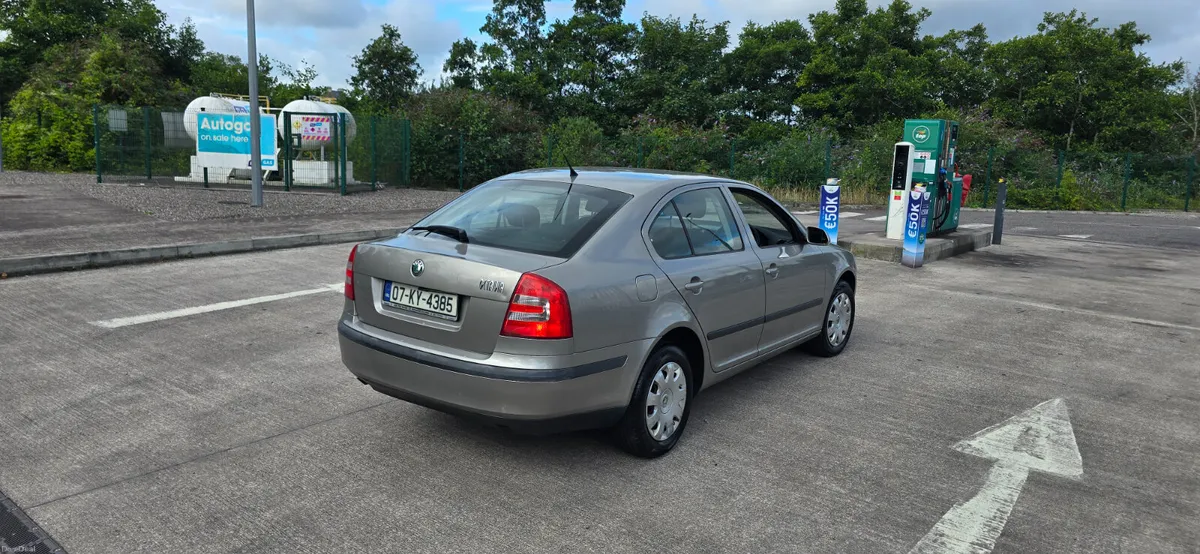 Skoda Octavia 1.4 petrol New Nct 09.27 - Image 4