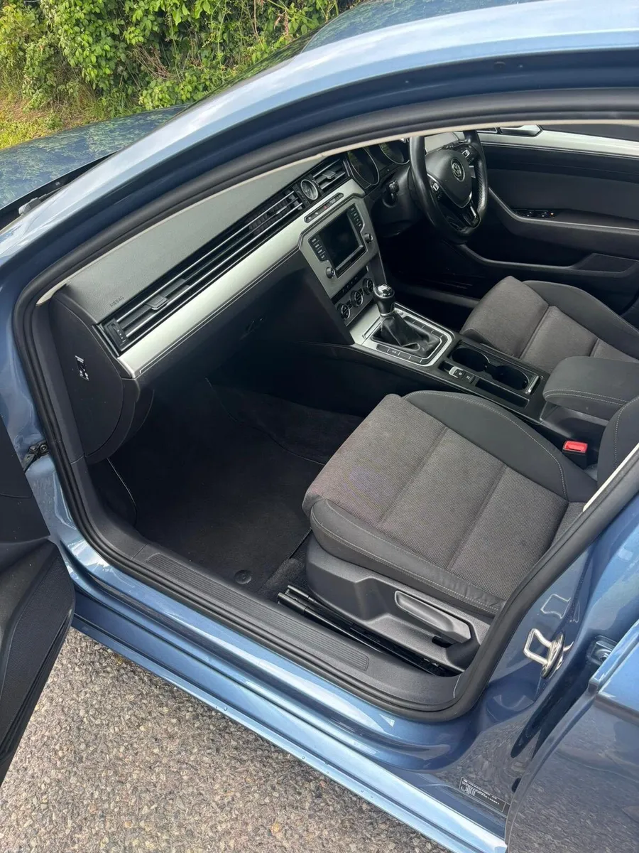 2016 Volswagen Passat (NewNCT) 1.6 TDI - Image 4