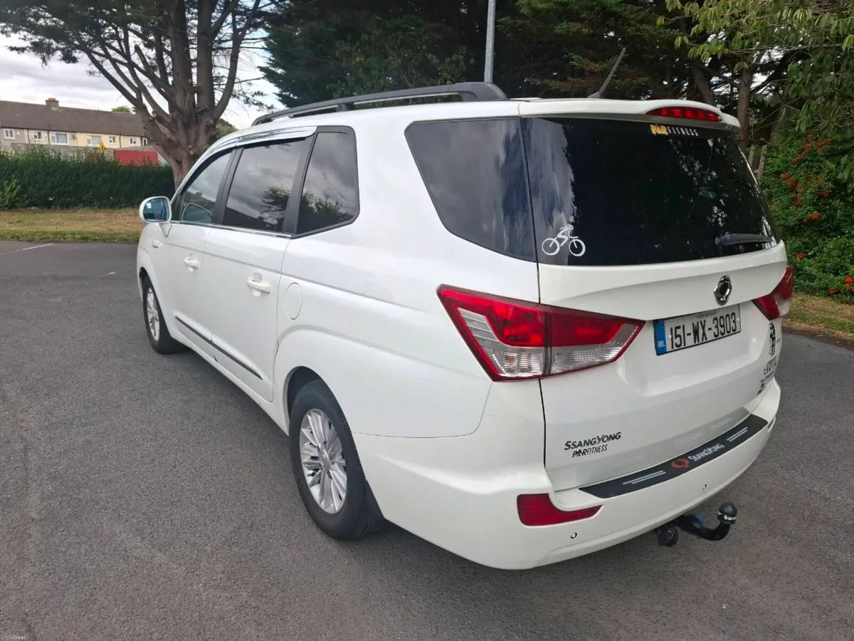 Ssangyong Tourismo ( 7 seats Auto ) - Image 3